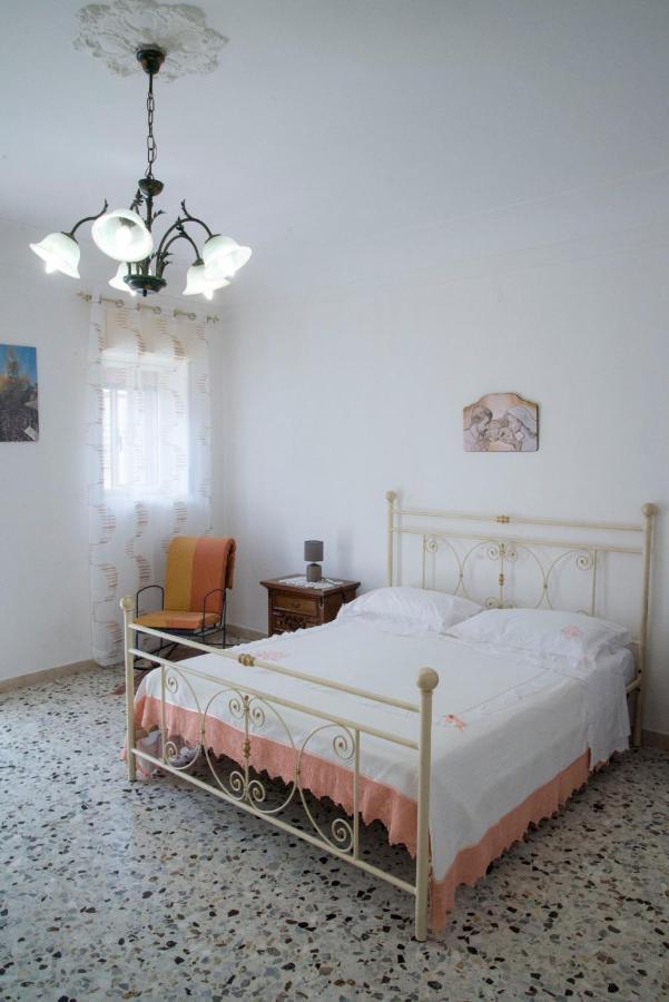 La Casetta Di Anna Palazzolo Acreide Bagian luar foto